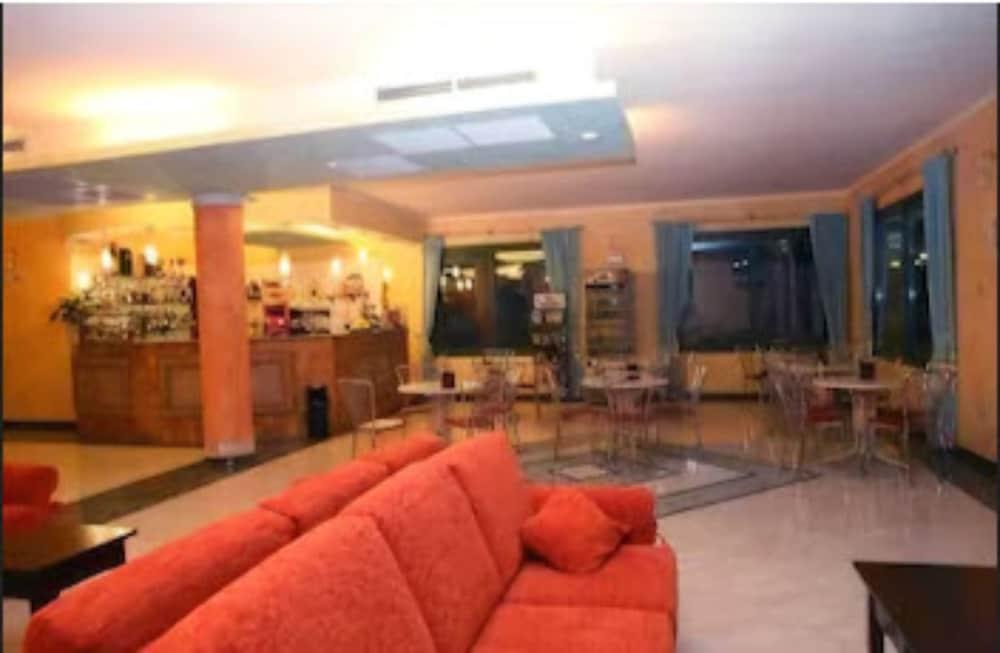 Hotel Baia Marina أروسييْ المظهر الخارجي الصورة