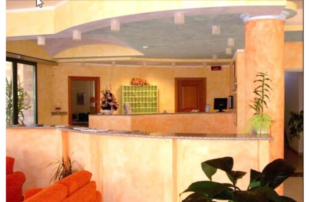 Hotel Baia Marina أروسييْ المظهر الخارجي الصورة