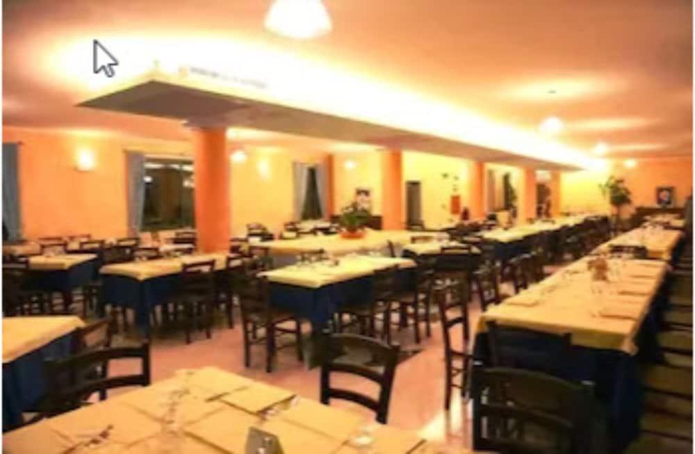 Hotel Baia Marina أروسييْ المظهر الخارجي الصورة