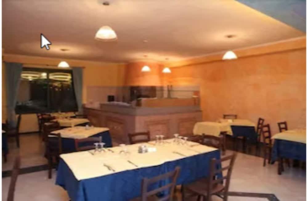 Hotel Baia Marina أروسييْ المظهر الخارجي الصورة