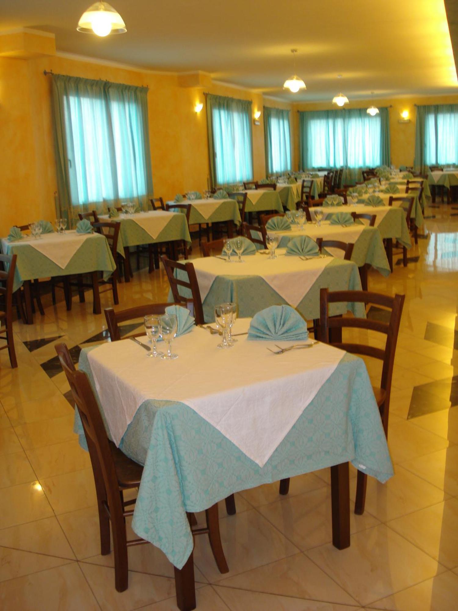 Hotel Baia Marina أروسييْ المظهر الخارجي الصورة