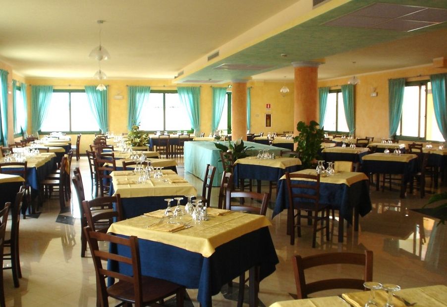 Hotel Baia Marina أروسييْ المظهر الخارجي الصورة
